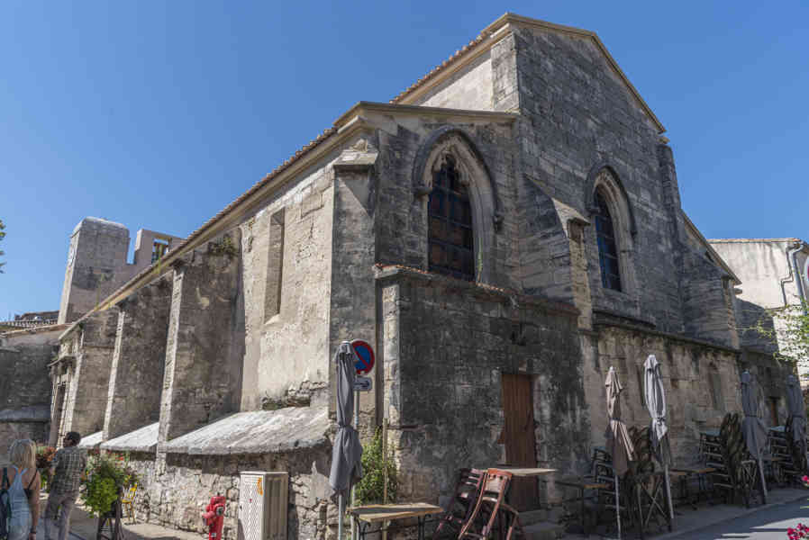 Francia - Aigues-Mortes 013 - iglesia Notre-Dame-des-Sablons.jpg